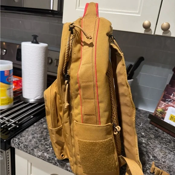 Nike Mustard Backpack for Men - Picture 3 of 4